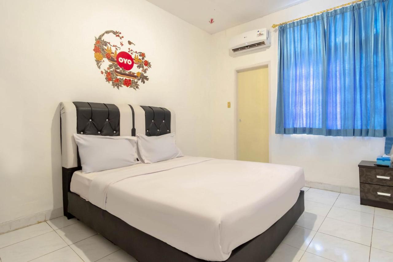 Hotel Oyo Living 2843 Raz House Syariah Medan Exteriér fotografie